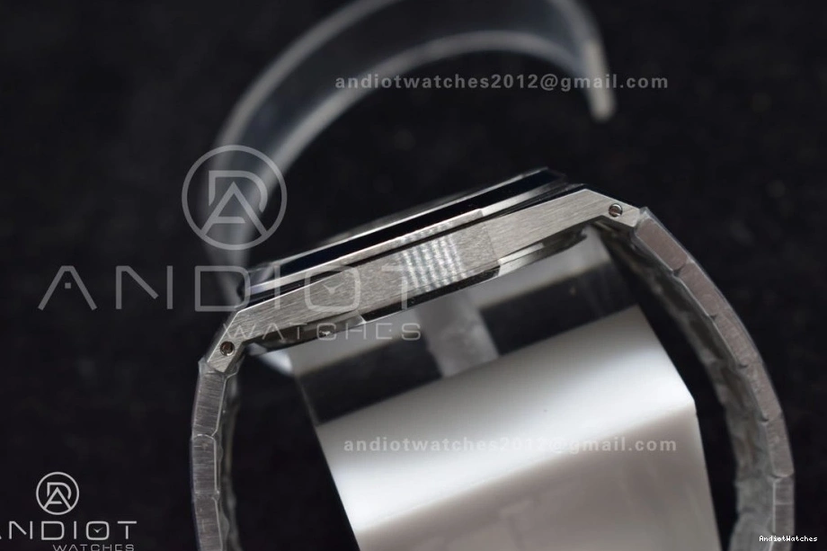 ZF Oak 1040 1:1 Royal Anniversary